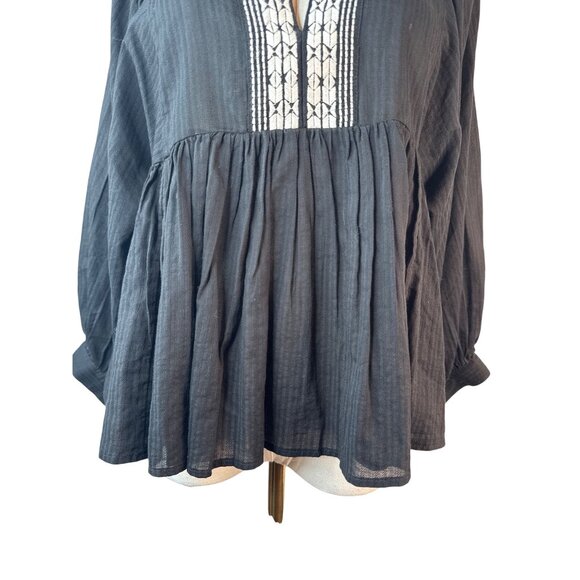 Banana Republic XS Black Peplum Blouse White Embroidery Puff Sleeves - Picture 6 of 12